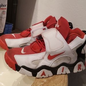 Nike air sneakers (used)